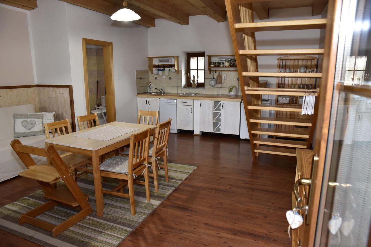 Selsky Dvur Appartement Kájov Buitenkant foto